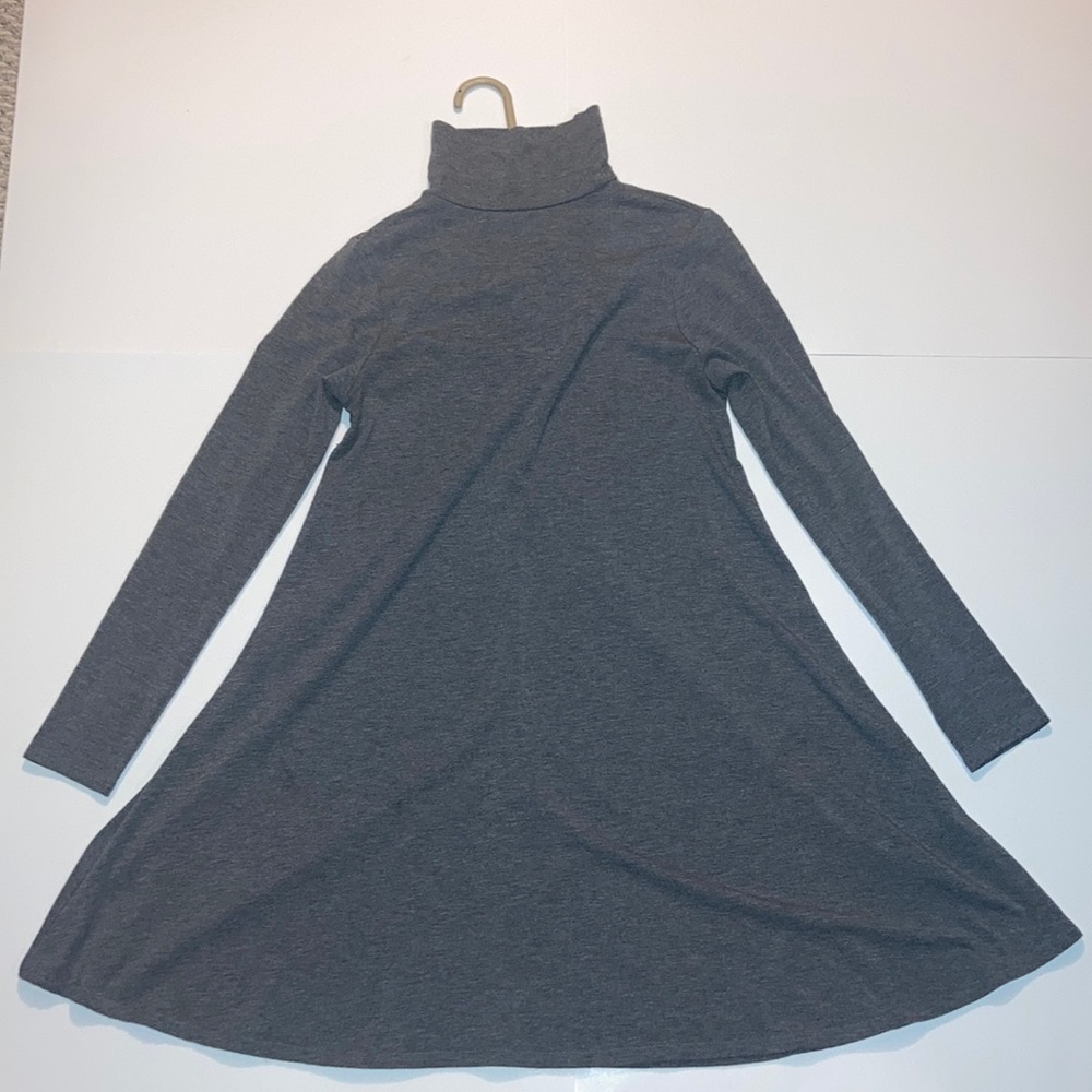 Tiana B Gray Turtleneck Long Sleeved Dress